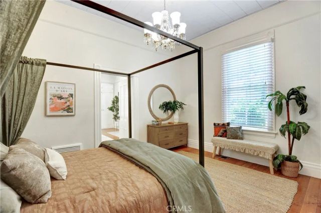 703 Manzanita, Sierra Madre, CA 91024