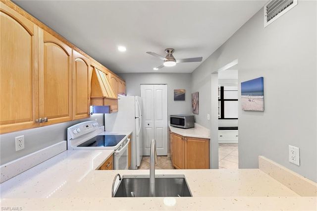 591 Seaview CT A508, Marco Island, FL 34145