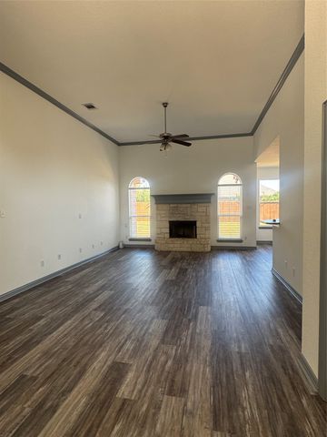 205 Wayne Drive, Aledo, TX 76008