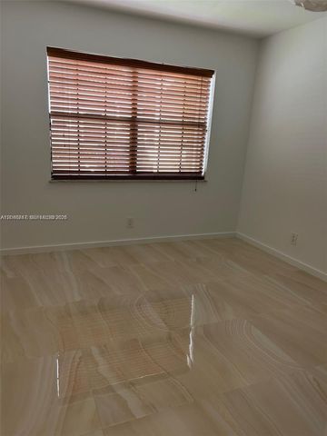 21220 Harbor Way 221-22, Aventura, FL 33180
