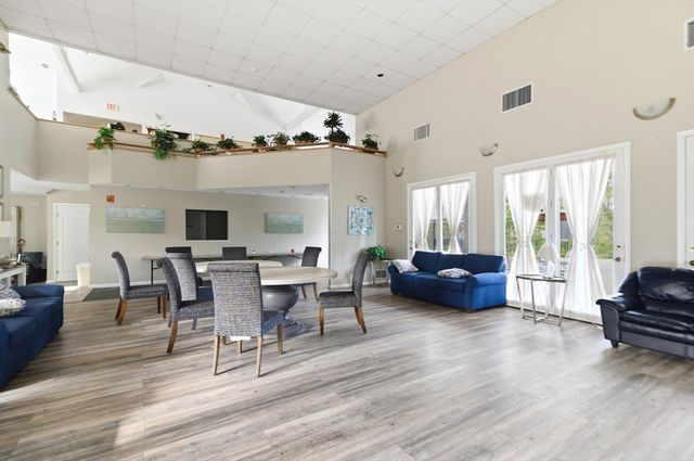 200 Falls Blvd A105, Quincy, MA 02169