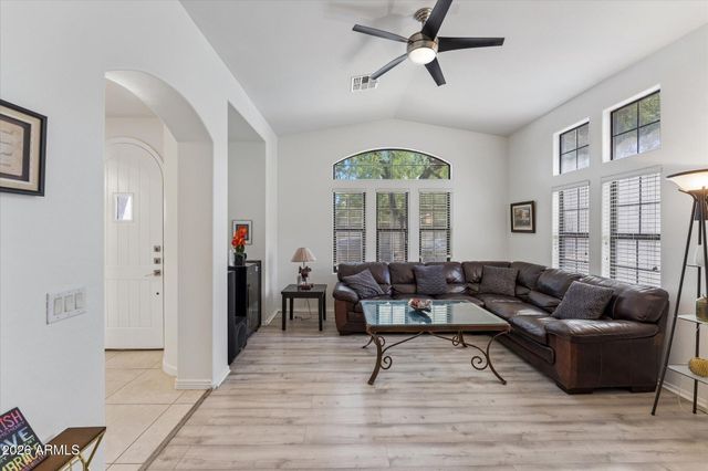2378 W JAKE Haven, Phoenix, AZ 85085