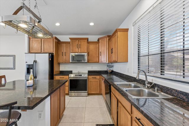 2378 W JAKE Haven, Phoenix, AZ 85085
