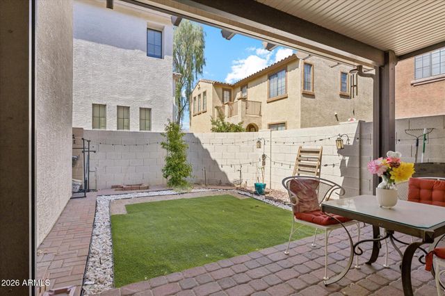 2378 W JAKE Haven, Phoenix, AZ 85085