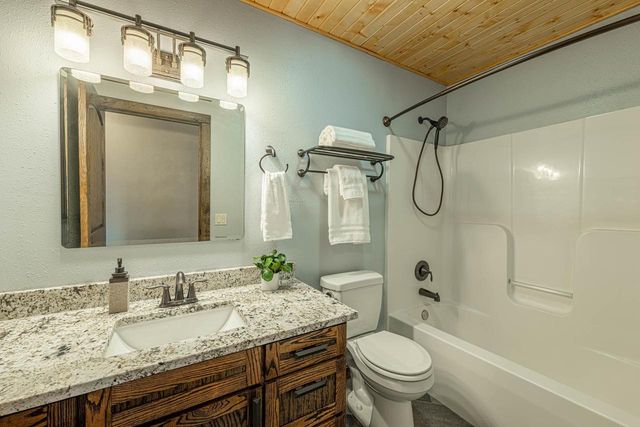 103 Bier Street, Ridgeway, WI 53582