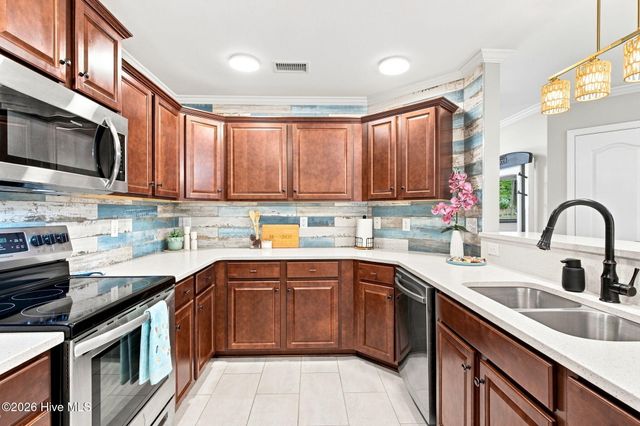 1074 Bridgeport Way, Leland, NC 28451