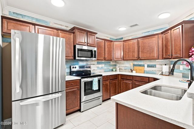 1074 Bridgeport Way, Leland, NC 28451