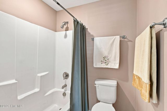 1074 Bridgeport Way, Leland, NC 28451