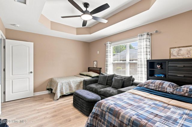 1074 Bridgeport Way, Leland, NC 28451