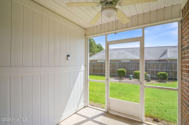 1074 Bridgeport Way, Leland, NC 28451