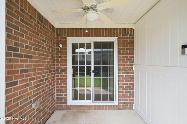 1074 Bridgeport Way, Leland, NC 28451