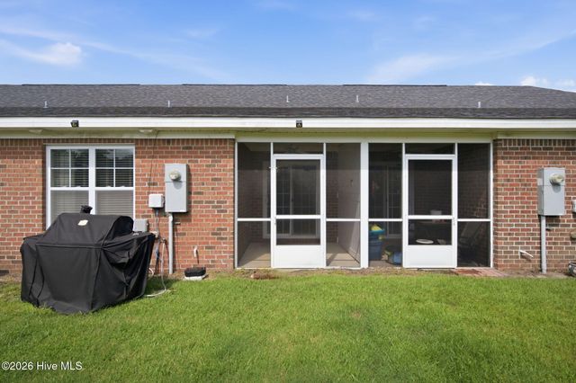 1074 Bridgeport Way, Leland, NC 28451