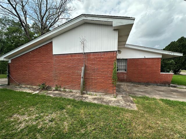 7736 Bretshire Drive, Houston, TX 77016