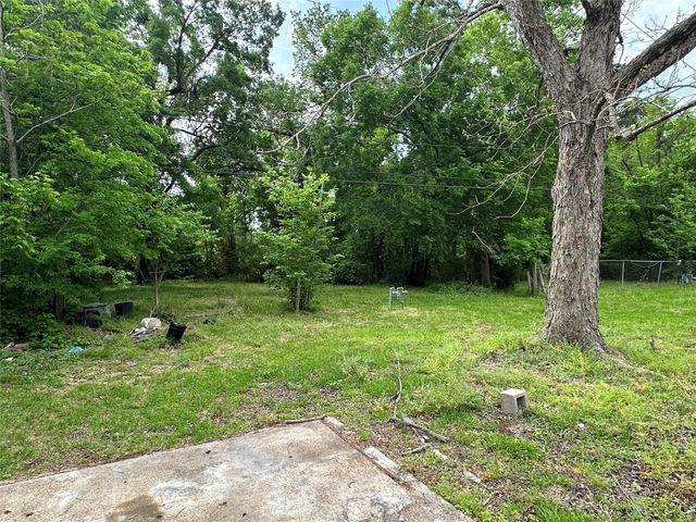 7736 Bretshire Drive, Houston, TX 77016