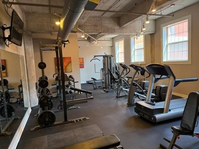 321 W 7th Street 306, Kansas City, MO 64105