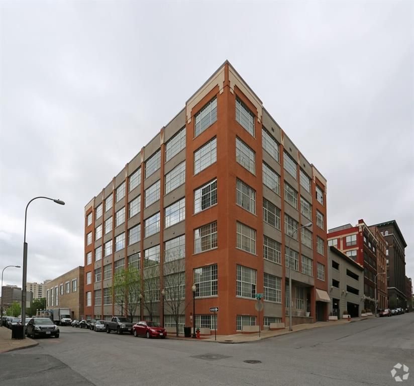 321 W 7th Street 306, Kansas City, MO 64105