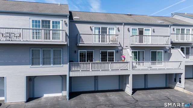 192 Glengarry Road 192, Fairfield, CT 06825