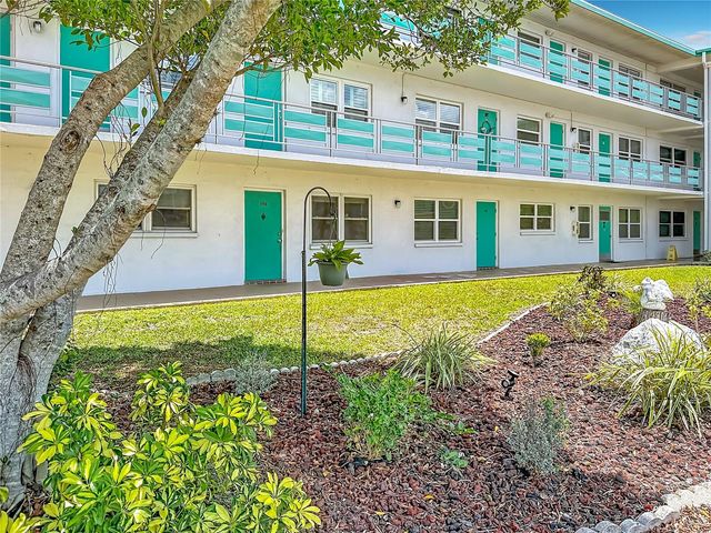 1900 59TH AVENUE N 106, St Petersburg, FL 33714