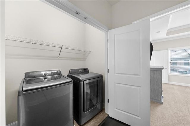 1097 Township Square, Alpharetta, GA 30022