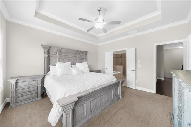 1097 Township Square, Alpharetta, GA 30022