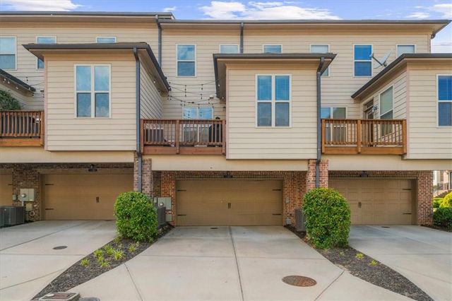 1097 Township Square, Alpharetta, GA 30022