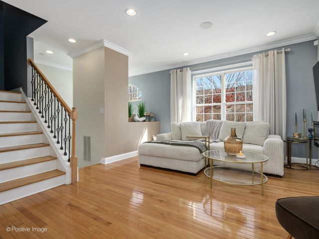 219 Willow Boulevard 1202B, Willow Springs, IL 60480