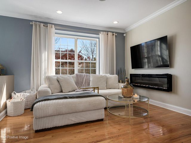 219 Willow Boulevard 1202B, Willow Springs, IL 60480