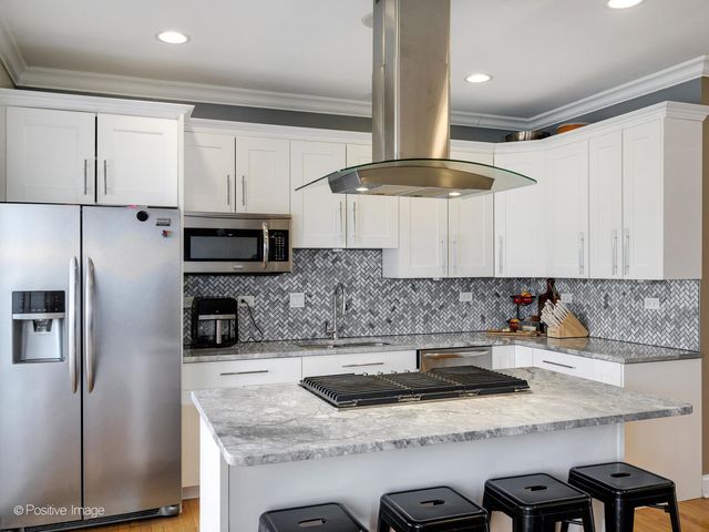 219 Willow Boulevard 1202B, Willow Springs, IL 60480