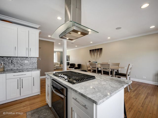 219 Willow Boulevard 1202B, Willow Springs, IL 60480