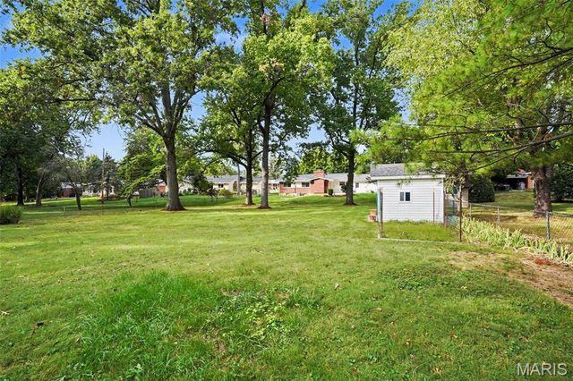 12540 Starspur Lane, St Louis, MO 63146