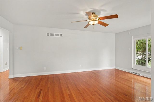 12540 Starspur Lane, St Louis, MO 63146