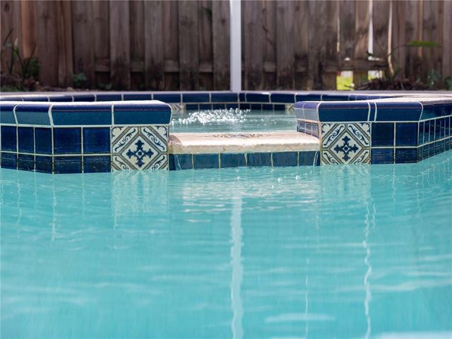 10333 ABBOTSFORD DRIVE, Tampa, FL 33626