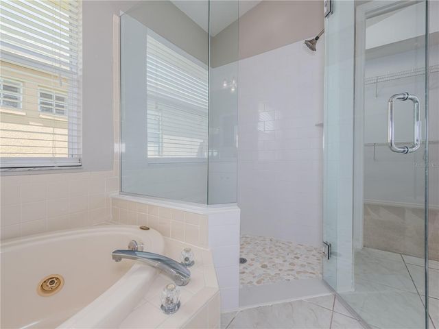 10333 ABBOTSFORD DRIVE, Tampa, FL 33626
