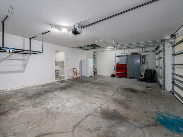 10333 ABBOTSFORD DRIVE, Tampa, FL 33626