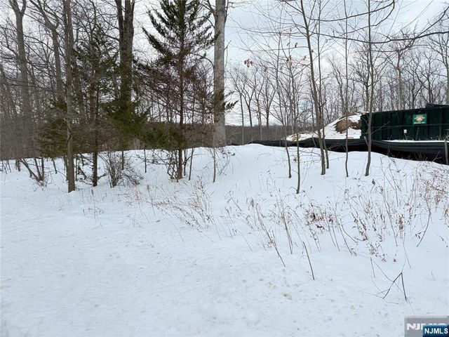 1 Bristol Ridge, Boonton Township, NJ 07005