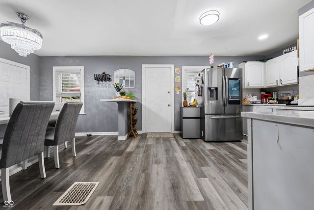 853 S Belleview Place, Indianapolis, IN 46221