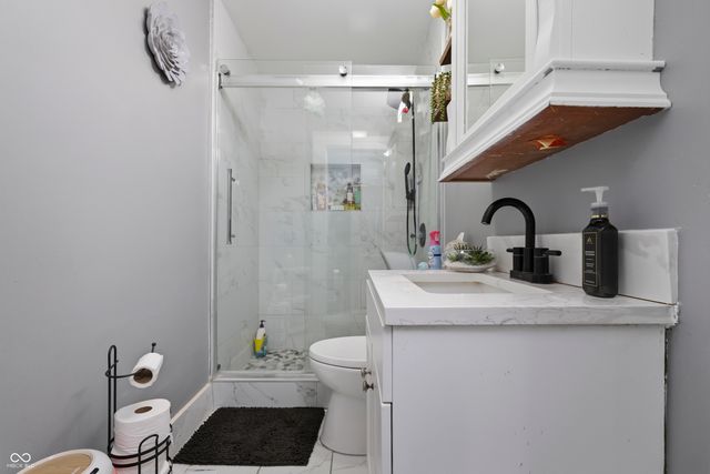 853 S Belleview Place, Indianapolis, IN 46221