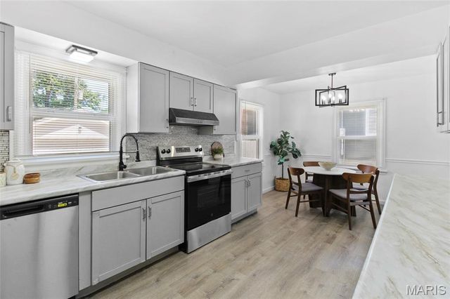 9109 Maureen Lane, Unincorporated, MO 63123