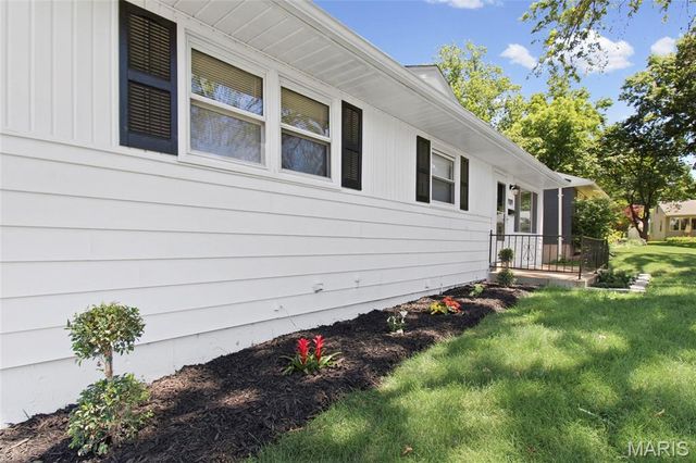 9109 Maureen Lane, Unincorporated, MO 63123