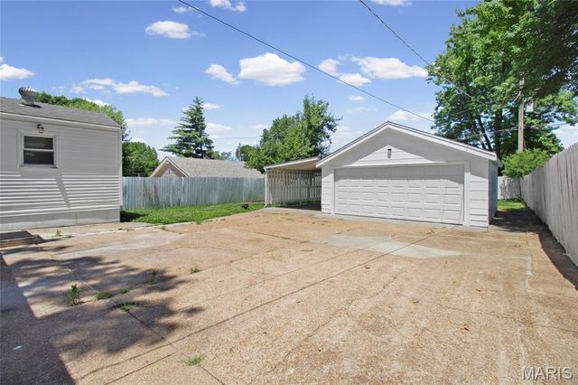 9109 Maureen Lane, Unincorporated, MO 63123