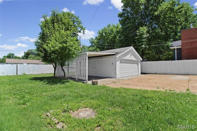 9109 Maureen Lane, Unincorporated, MO 63123