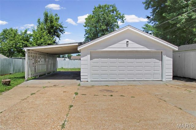 9109 Maureen Lane, Unincorporated, MO 63123