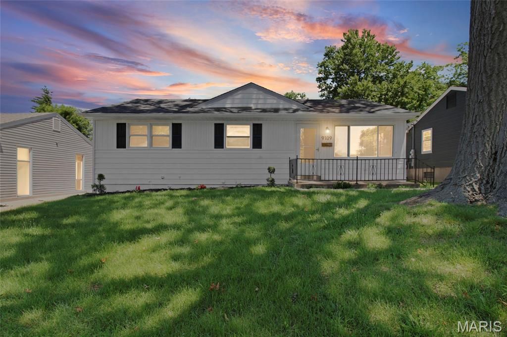 9109 Maureen Lane, Unincorporated, MO 63123