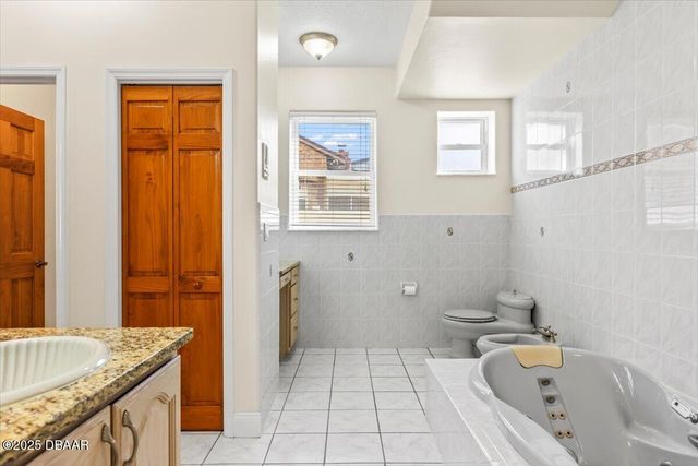 10 Capistrano Drive, Ormond Beach, FL 32176