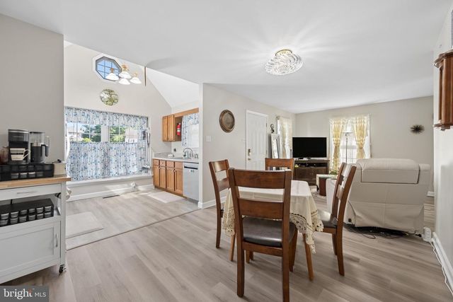 1241 MAGNOLIA CT, Hagerstown, MD 21742