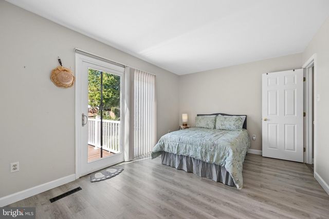1241 MAGNOLIA CT, Hagerstown, MD 21742
