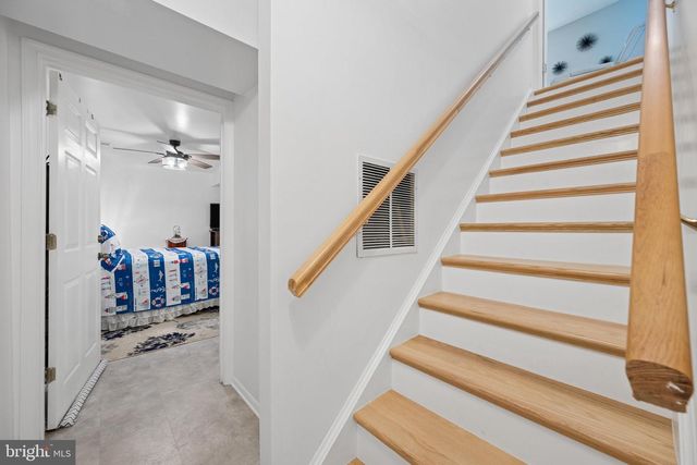 1241 MAGNOLIA CT, Hagerstown, MD 21742