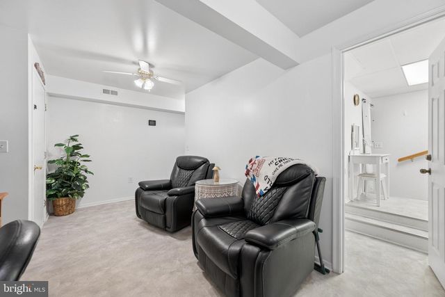 1241 MAGNOLIA CT, Hagerstown, MD 21742