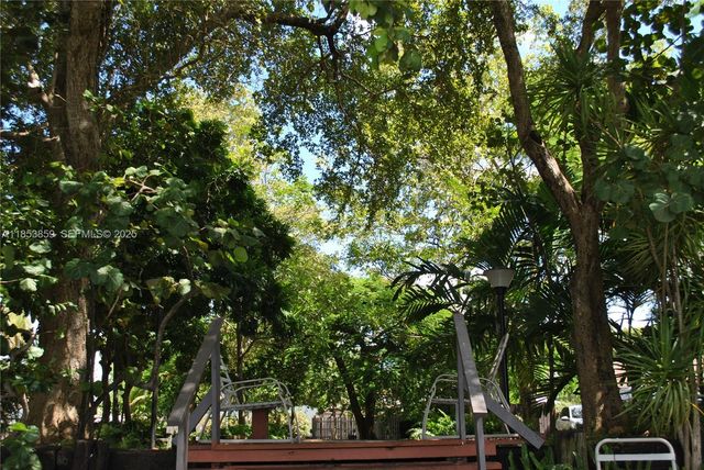 19941 NE 5th Court 3M, Miami, FL 33179