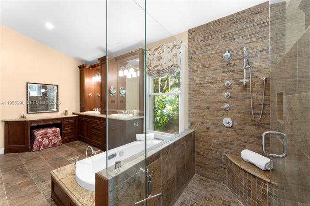 7400 SW 47th Ct, Miami, FL 33143